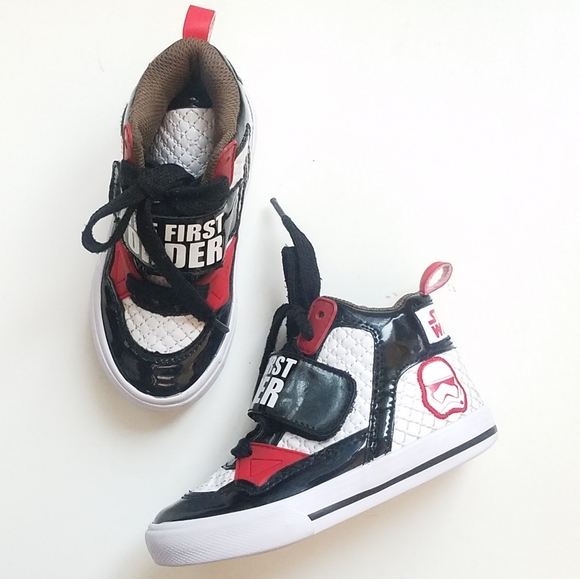 Star Wars DISNEY Storm Troopers sneakers size 9 - Picture 1 of 8